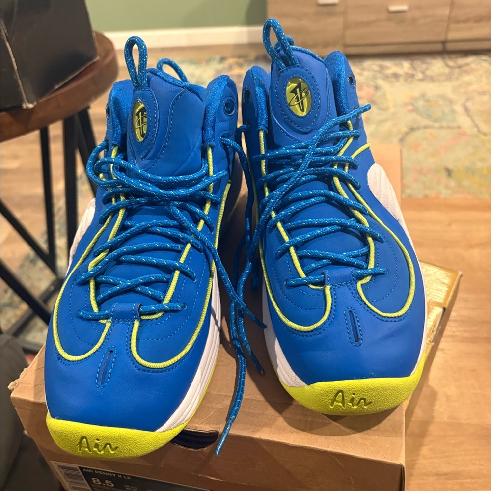 Nike Air Penny II LE in White and Black